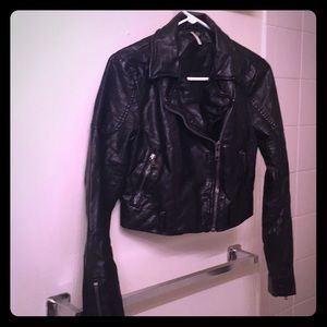 Free People cropped, vegan leather jacket. Xs
